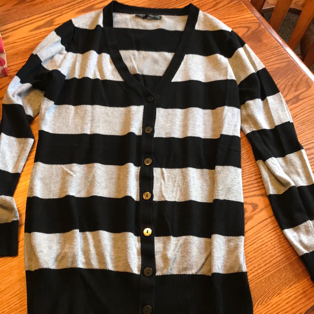 Maurice’s soft & long sweater